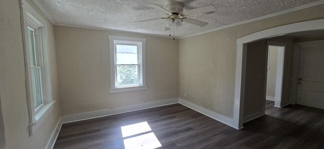 Building Photo - 1011 Adair St