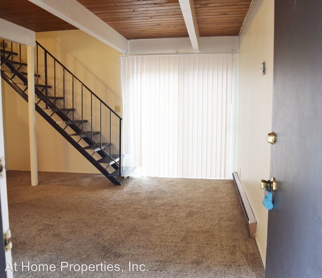 Foto del edificio - 309-323 NW 7th St