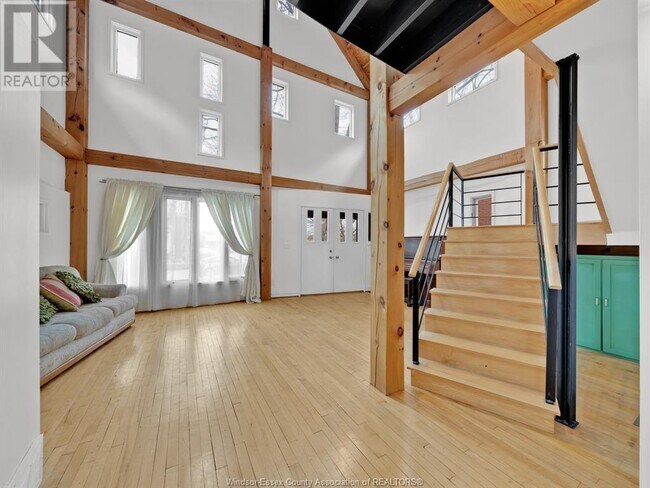 Photo du bâtiment - 3131 Donnelly St