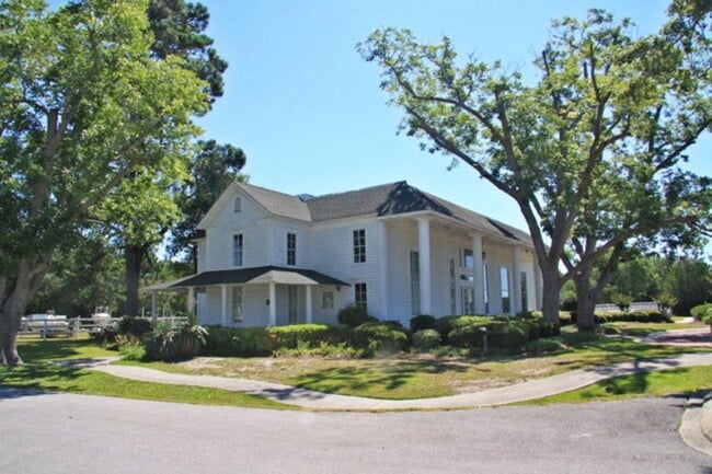 Building Photo - 607 Riva Ridge Rd