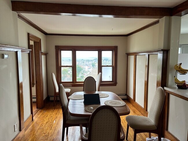 Foto del edificio - 51 Harbor View Ave