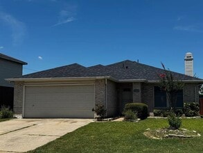 Building Photo - 3116 Teodoro Dr