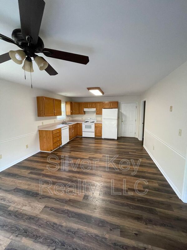 Foto del edificio - 121 County Rd 537