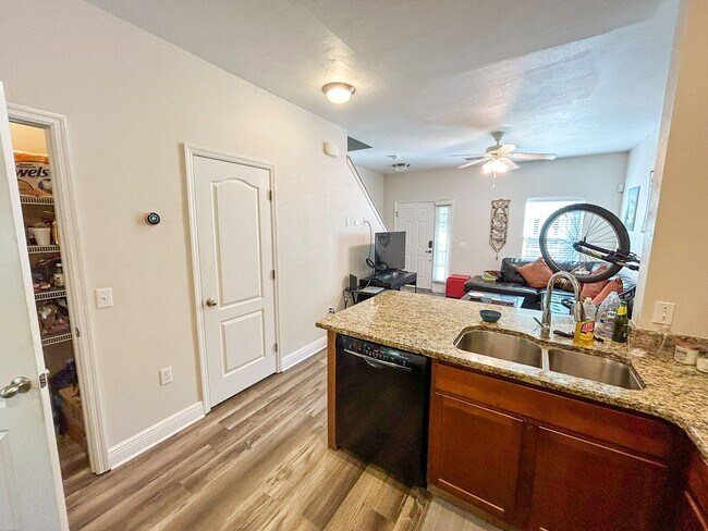 Foto del edificio - Chase Hollow #98