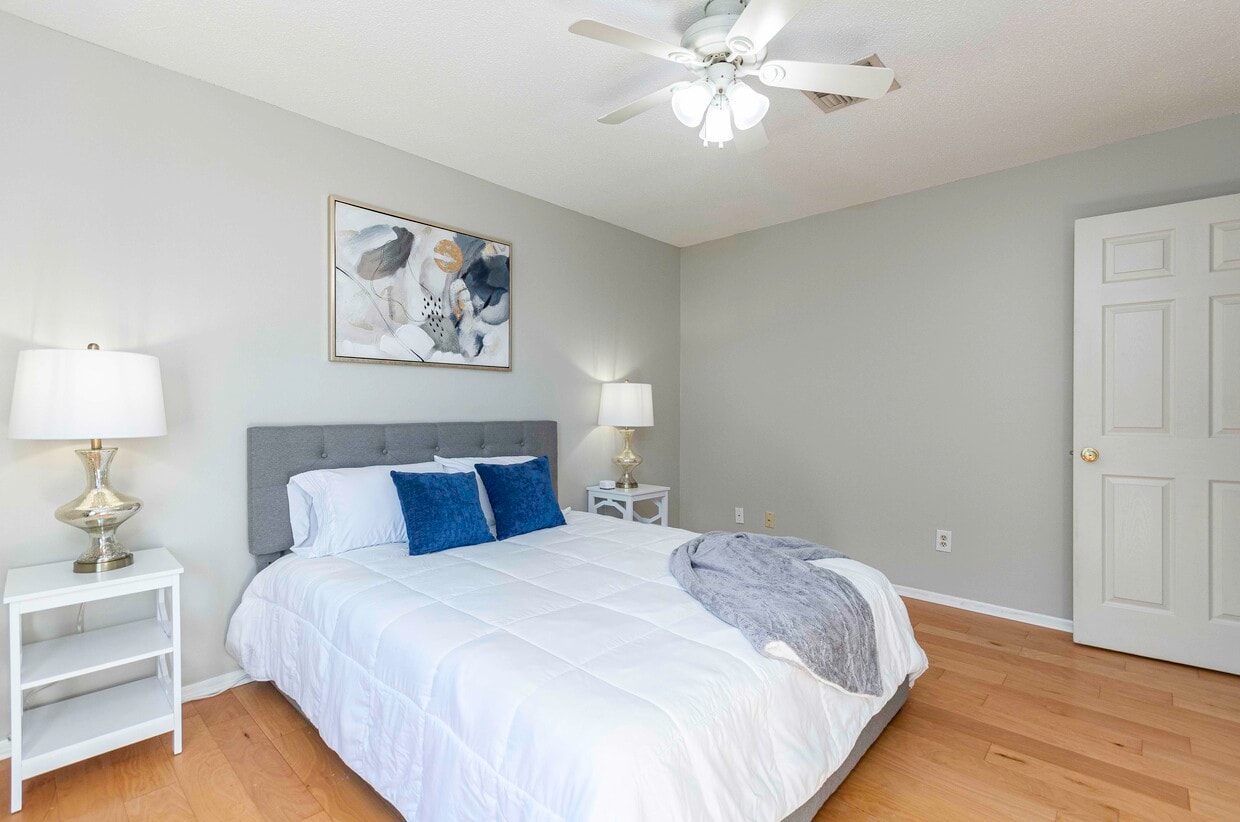 Primary Photo - 130 Mimosa Pl