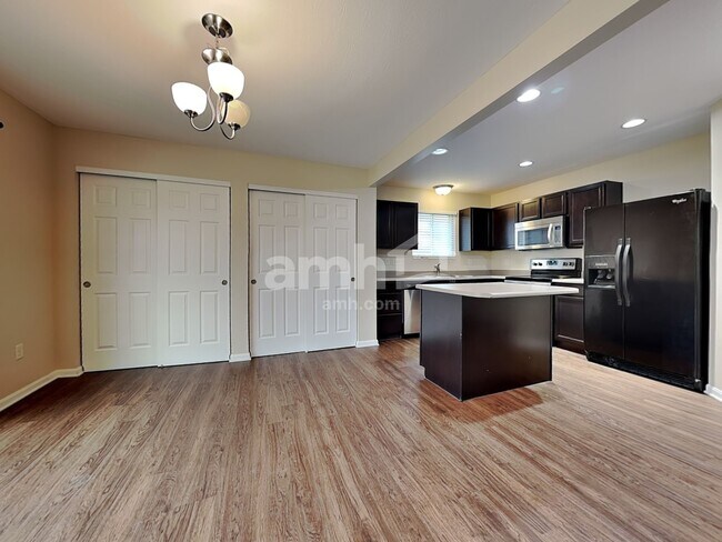 Building Photo - 4319 Hunting Hawk Dr
