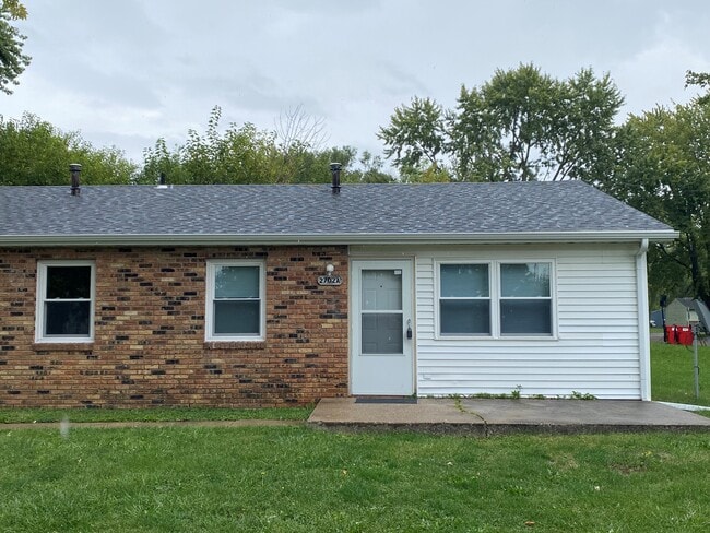 Building Photo - 2702 Dale Dr