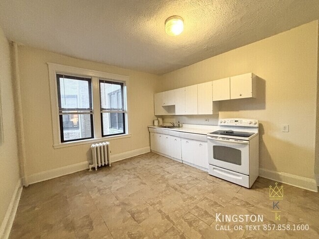 Photo - 122 Babcock St Apartment