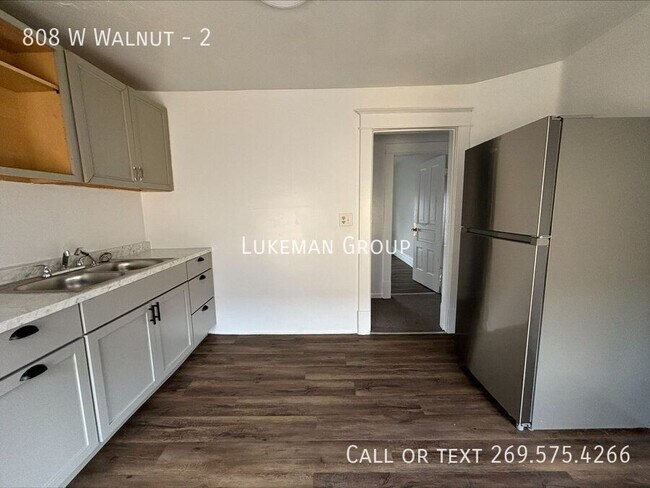Foto del edificio - 808 W Walnut-2