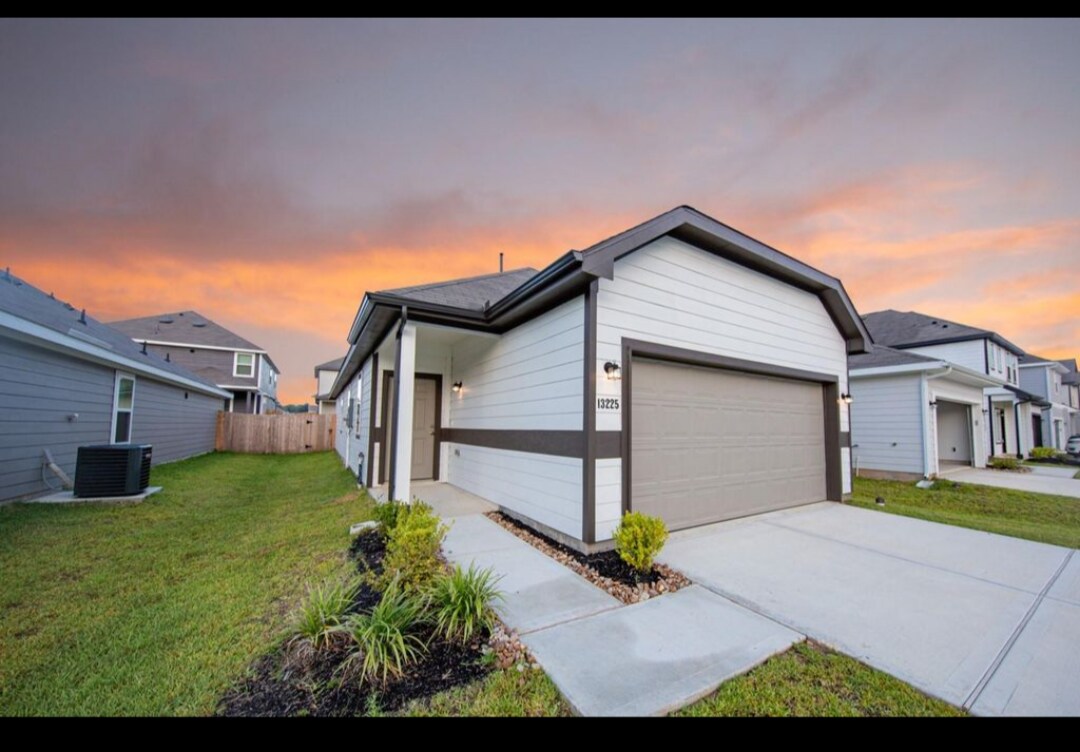 Foto principal - 13225 Musky Dr