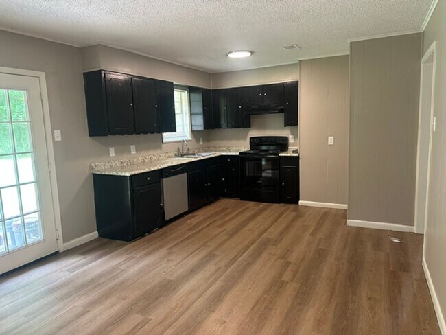 Foto del edificio - 4/1.5 PTISD Fenced yard and pet friendly