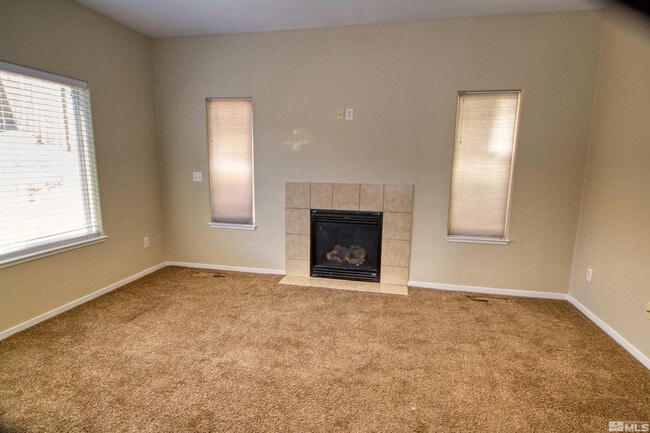 Foto del edificio - 3363 Fairway Ct