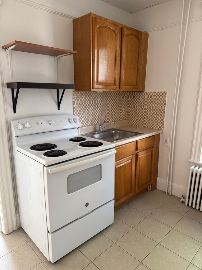 Photo - 1650 John St Apartment