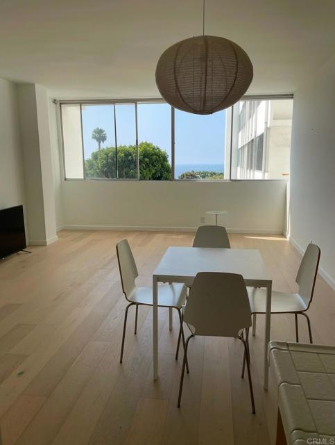 Foto del edificio - 17352 W Sunset Blvd