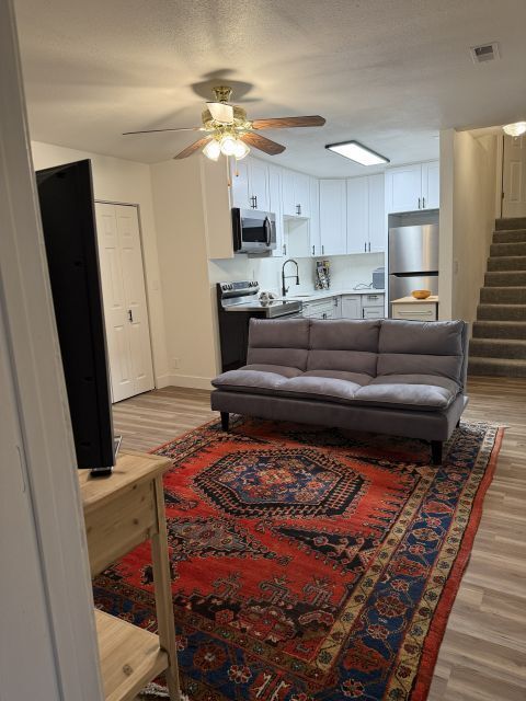 Sala de estar - 658 Hillside Cir