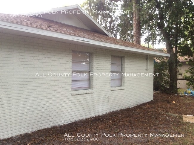 Foto del edificio - Newly remodeled duplex in Lakeland