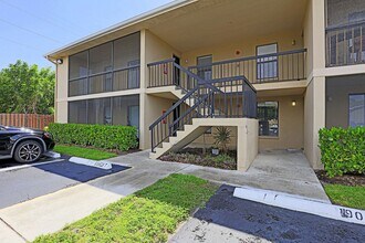 Building Photo - 5319 Summerlin Rd