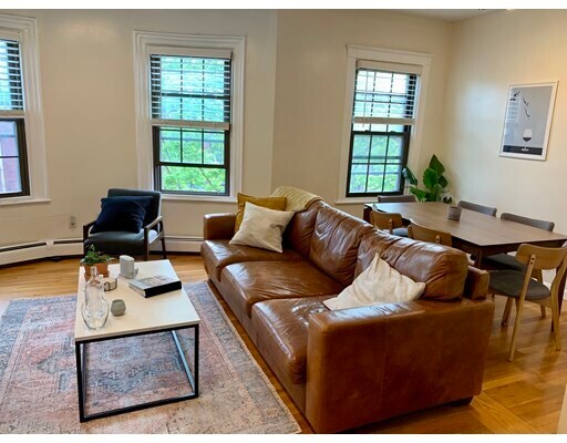 Building Photo - 11A Hanson St