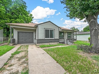 Building Photo - 3035 Modree Ave