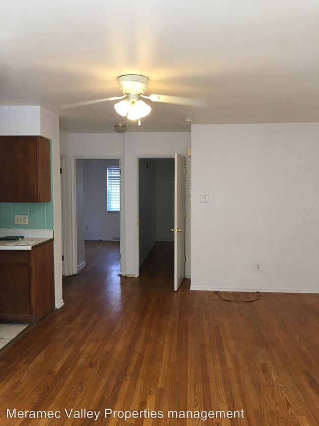 Building Photo - 2 br, 1 bath Apartment - 3541 Victor
