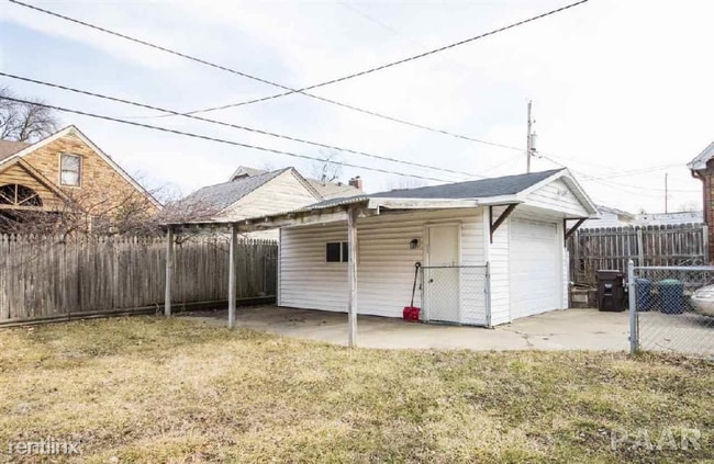 Building Photo - 1207 E Forrest Hill Ave