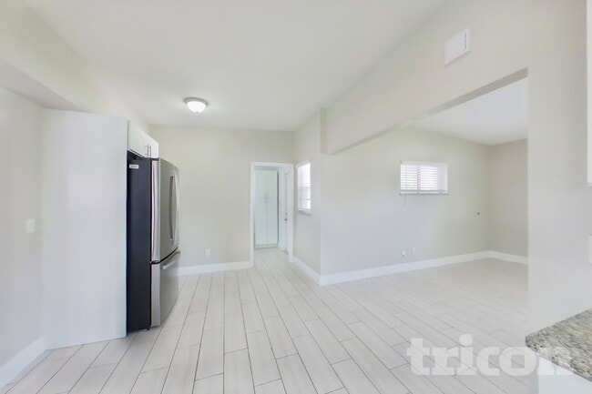Building Photo - 124 Upsala Rd