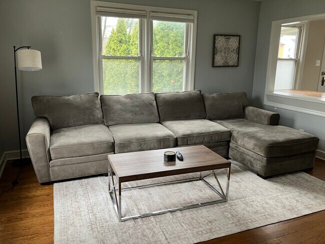 Acogedora sala de estar - 417 Reef Rd