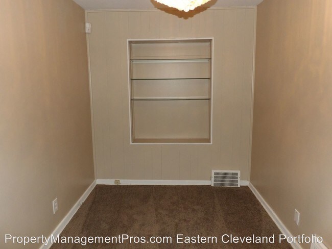 Foto del edificio - 25141 Treadwell Ave