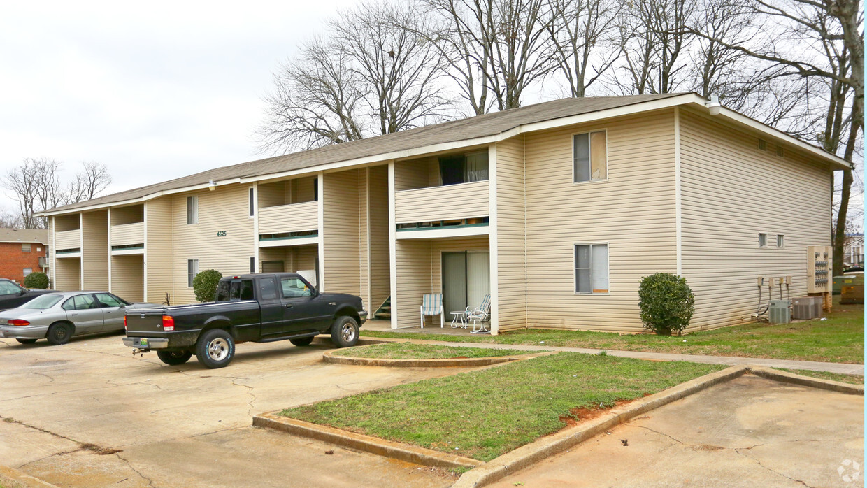 Foto del edificio - Garden Gate Apartments