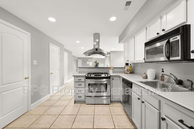 Foto del edificio - 1819 1st St NW