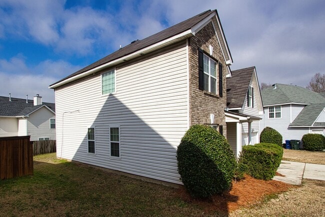 Building Photo - Available Now! – Beautiful 4-Bedroom Home in Loganville, GA!