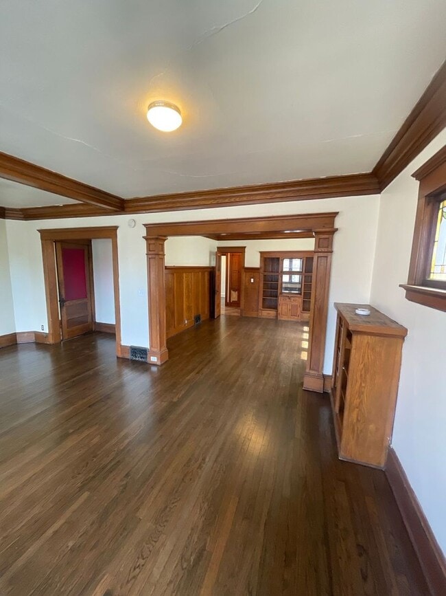 Building Photo - 2232-2234 N 44th St. (Duplex)