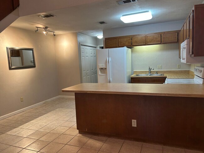 Foto del edificio - 1135 Ocala Rd