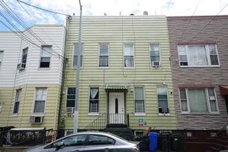 Building Photo - 54-10 Nurge Ave