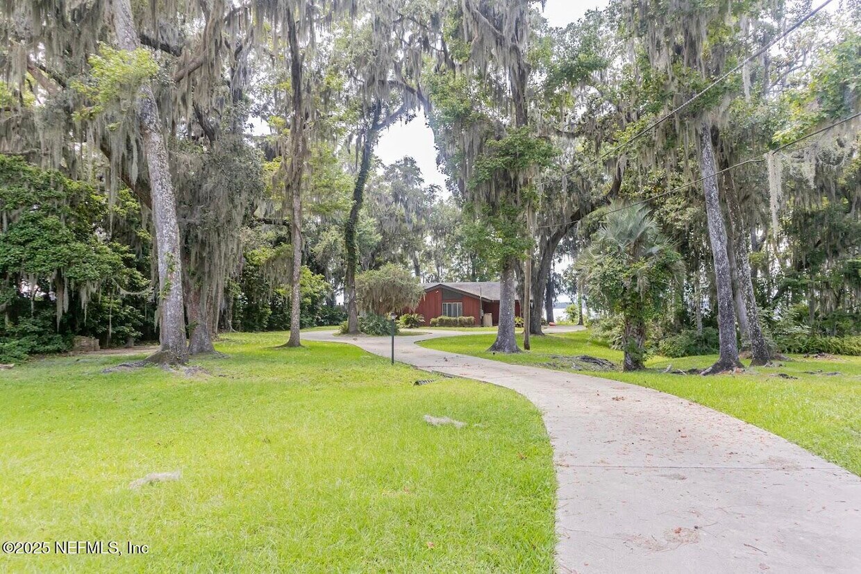 Primary Photo - 3348 State Rd 13 N