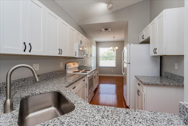 Building Photo - Cranes Way (Altamonte Springs) - Adhikari