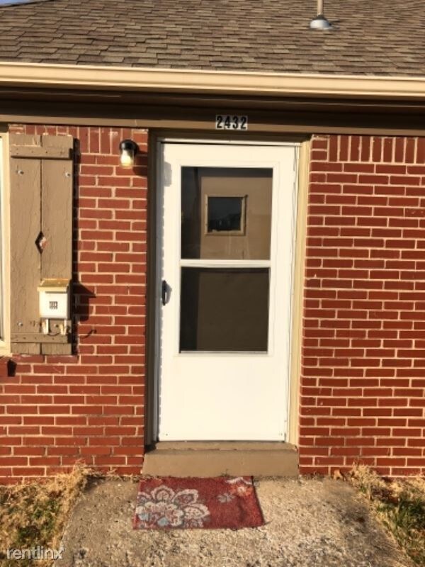 Building Photo - 1 br, 1 bath Apartment - 2432 E Harry