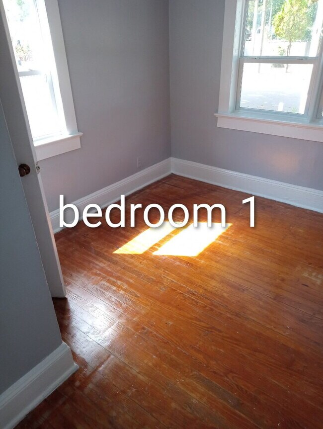 Foto del edificio - 1101 S 8th St