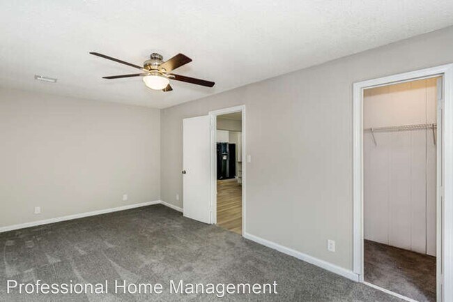 Foto del edificio - 3 br, 1 bath House - 7226 E Castle Dr