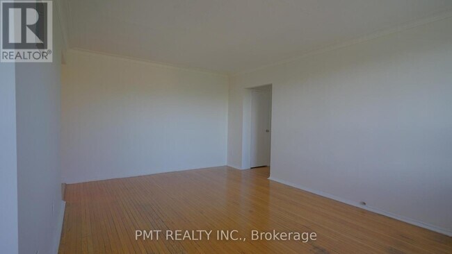 Photo du bâtiment - 137 Brookhaven Dr