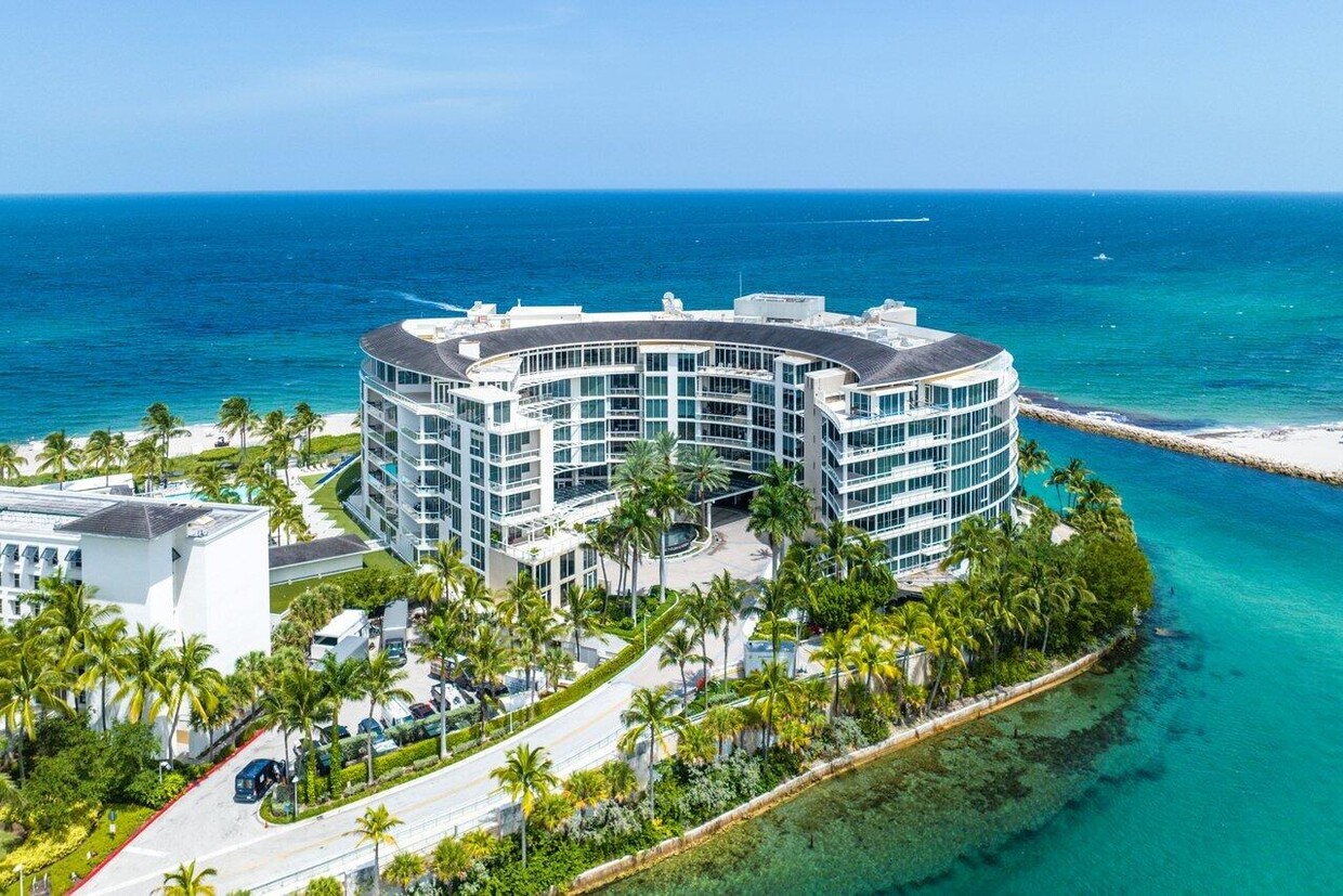 Foto principal - 1000 S Ocean Blvd