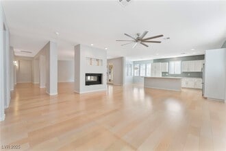 Building Photo - 2267 Alanhurst Dr