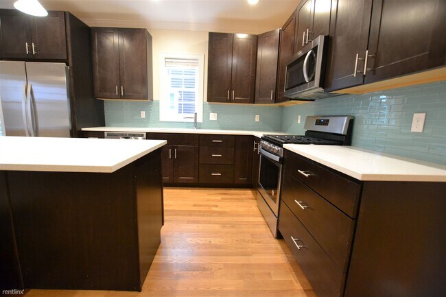 Foto del edificio - 4 br, 4.5 bath Apartment - 475 Fulton St # 1