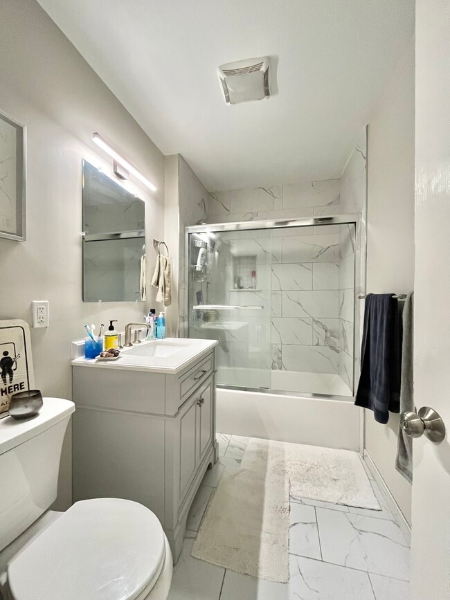 Foto del edificio - 724 Parker St