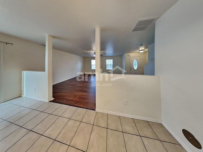 Building Photo - 6655 S Covewood Way