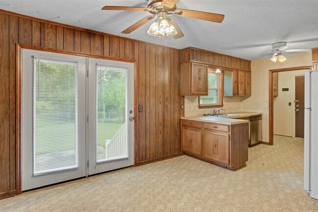 Building Photo - 125 Columbia Drive, Ladson, SC 29456 - 4 B...