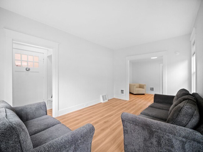Foto del edificio - Quaint and Cute 1 Bedroom Close to Hospitals