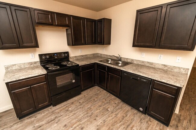 Building Photo - 5010 War Horse Dr