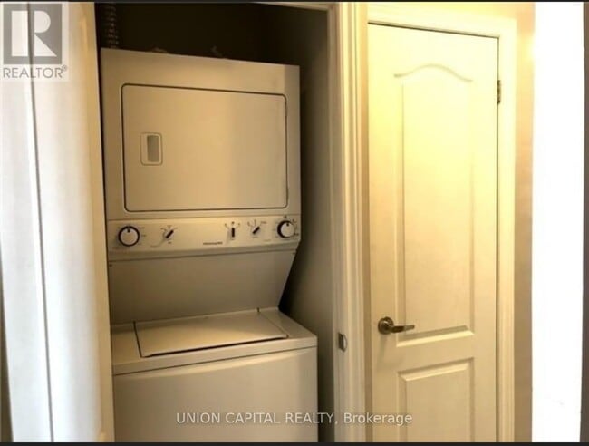 Building Photo - 8323 Kennedy Rd