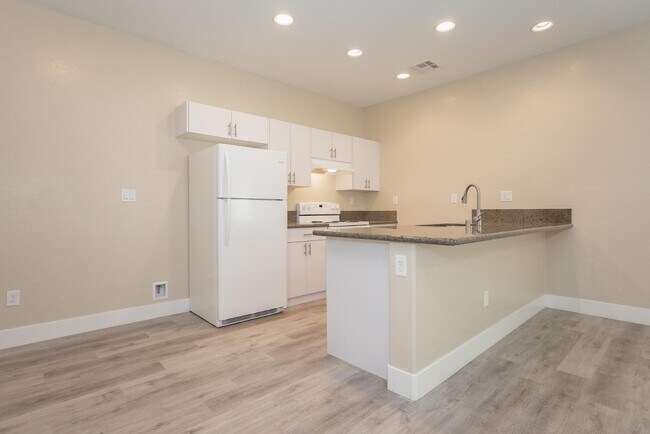 Foto del edificio - 1741 S Dandelion St